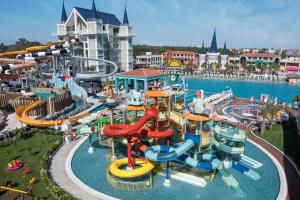 Bazén v ubytování Granada Luxury Belek - Family Kids Concept nebo v jeho okolí