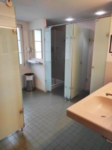 Koupelna v ubytování Kloster Dornach / Basel