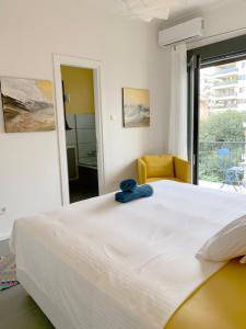 Katil atau katil-katil dalam bilik di New Modern Apartment - Athens Seaside - 3 Bedrooms +19 gambar