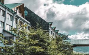 O edifício em que o hotel se localiza