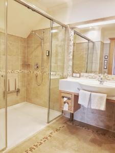 Gallery image of Das Salvator Iris Porsche Landhotel in Friesach