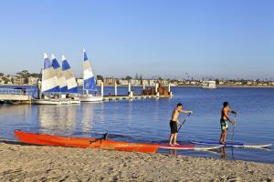 Επισκέπτες που μένουν στο Catamaran Resort Hotel and Spa