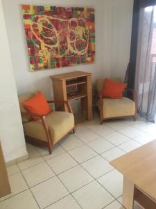 Posezení v ubytování 2 Bedroom Apartment Jardines Canarios Los Cristianos Tenerife