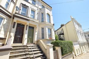 Gallery image of Comfy flat in the heart of St Leonards in St. Leonards