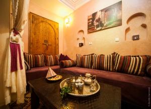 Posezení v ubytování Riad Bab Tilila