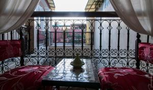 Posezení v ubytování Riad Bab Tilila