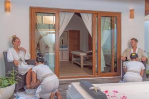 Hosté ubytování Reethi Faru Resort - Stay 5 Nights or more Between Aug-Sept 2025 & Enjoy a Free Sunset Cruise