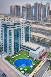 Imagen de la galería de Marina View Deluxe Hotel Apartment, en Dubái