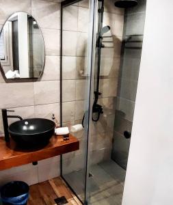 Koupelna v ubytování Villa Park Luxury Rooms + 8 fotografií