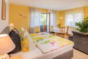Posezení v ubytování Gästehaus Regina