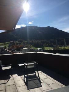 Nespecifikovaný výhled na hory nebo výhled na hory při pohledu z hotelu