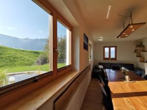 Zdjęcie z galerii obiektu AlpenApartment Zillertal w mieście Hainzenberg