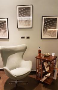 A seating area at Monti Palace Hotel