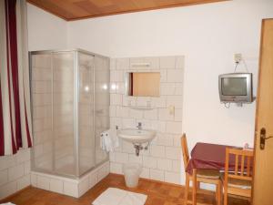 Ένα μπάνιο στο Hotel "Wilder Mann"