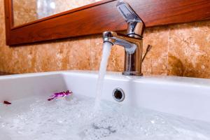 Koupelna v ubytování Airport Resort Phuket + 29 fotografií