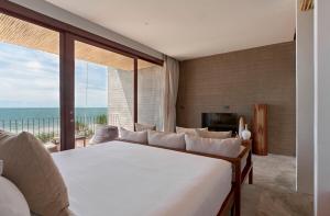 Ein Bett oder Betten in einem Zimmer der Unterkunft Chula Beach Resort