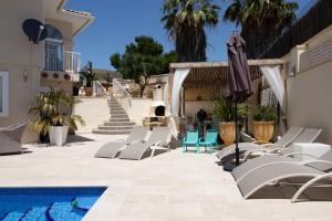 Bazén v ubytování Casa Verde Guesthouse nebo v jeho okolí
