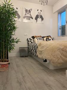 A bed or beds in a room at Enjoy Ávila -LA CATEDRAL