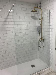 A bathroom at Enjoy Ávila -LA CATEDRAL Még 8 kép
