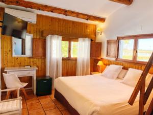 Posteľ alebo postele v izbe v ubytovaní Delta Hotel