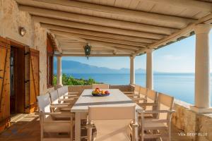 Gallery image of Blue Caves Villas - exceptional Villas with private pools direct access to the sea in Koríthion