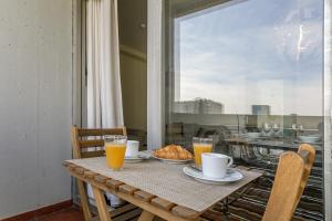 Gallery image of LovelyStay - Spacious 3BR Flat with AC and Balcony in Porto