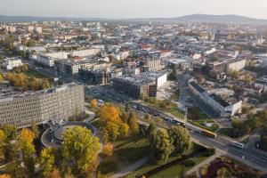 Výhľad na mesto Kielce alebo výhľad na mesto priamo z apartmánu