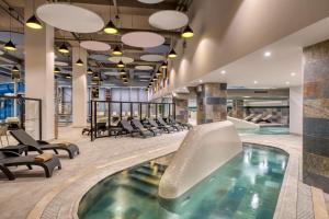 Bazén v ubytování BN Hotel Thermal & Wellness nebo v jeho okolí