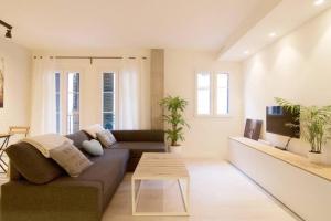 Fotografia z galérie ubytovania Gran apartamento en el centro histórico con parking gratuito 4 habitaciones por KEYWISE v destinácii Málaga