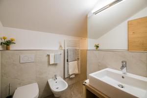 Appartement Förra的一间浴室