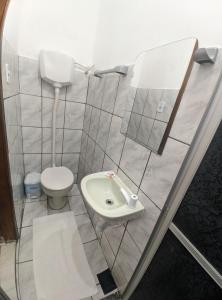 Koupelna v ubytování Casa Thayla Pousada + 31 fotografií