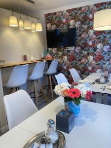 Un lugar para sentarse en Hotel-Pension Adler Untertürkheim