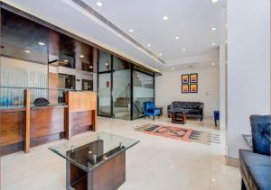 Posezení v ubytování Hotel Rockland Panchsheel Enclave
