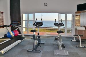 Fitness centrum a/nebo fitness zařízení v ubytování Courtyard Hotel Gqeberha