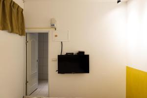تلفاز و/أو أجهزة ترفيهية في Small Island Homestay