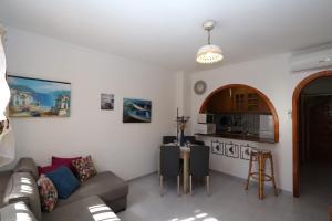 Holiday Bungalow La Mata Ref 4130にあるシーティングエリア