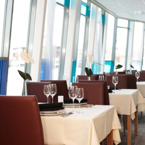 Restaurace v ubytování Thon Hotel Surnadal