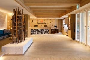 Gallery image of Hot Cross Point Santa Monica in Miyako Island