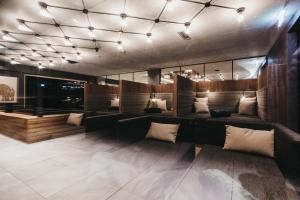 Гостиная зона в Hotel Tirolerhof 4 Sterne Superior