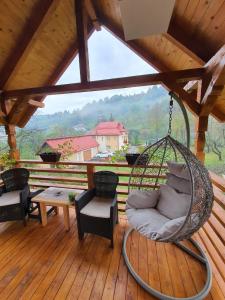 En balkon eller terrasse på Domeniul Horj Casa din Deal Moisei