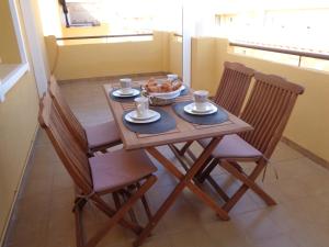 Gallery image of Precioso apart sur y norte cerca playa y centro - Cascadas de la Marina in Denia +25 photos