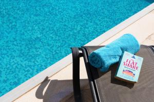 Bazén v ubytovaní Corfu Sea View Villa - Cleo alebo v jeho blízkosti