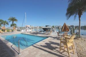 Hồ bơi trong/gần 304 Island Key