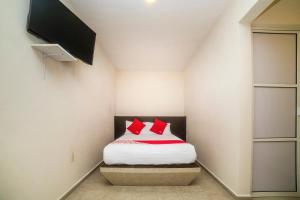 Φωτογραφία από το άλμπουμ του Hotel Meson Del Tio Pepe σε La Marquesa +19 φωτογραφίες