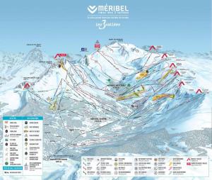 a snow covered mountain with a ski slope at Mottaret in Méribel