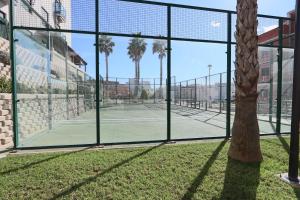Tenis a/nebo squash v ubytování 009 - Residencial Bahía 001 - comfortHOLIDAYS nebo okolí