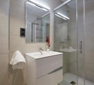 Koupelna v ubytování Marcatosa by FeelFree Rentals + 20 fotografií