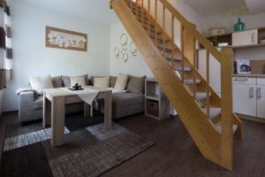 Kuchyň nebo kuchyňský kout v ubytování Weide - gemütliches Ferienhaus am Anger in Kloster, Insel Hiddensee