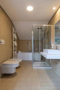 Koupelna v ubytování Habitat Guest House + 28 fotografií