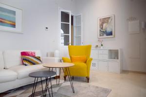 Kuchyňa alebo kuchynka v ubytovaní Hispalis Casa Palacio Apartment